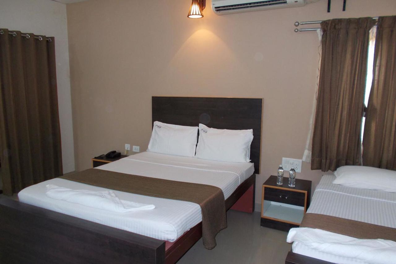 La Flora Sharmada Hidden Nest Otel Gundlupet Dış mekan fotoğraf